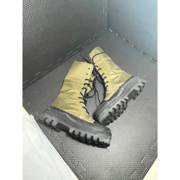 Free People Women's Goldie Lug Sole Lace-Up Boots Khaki Green Fold Over 36 US 6 - Picture 5 of 11